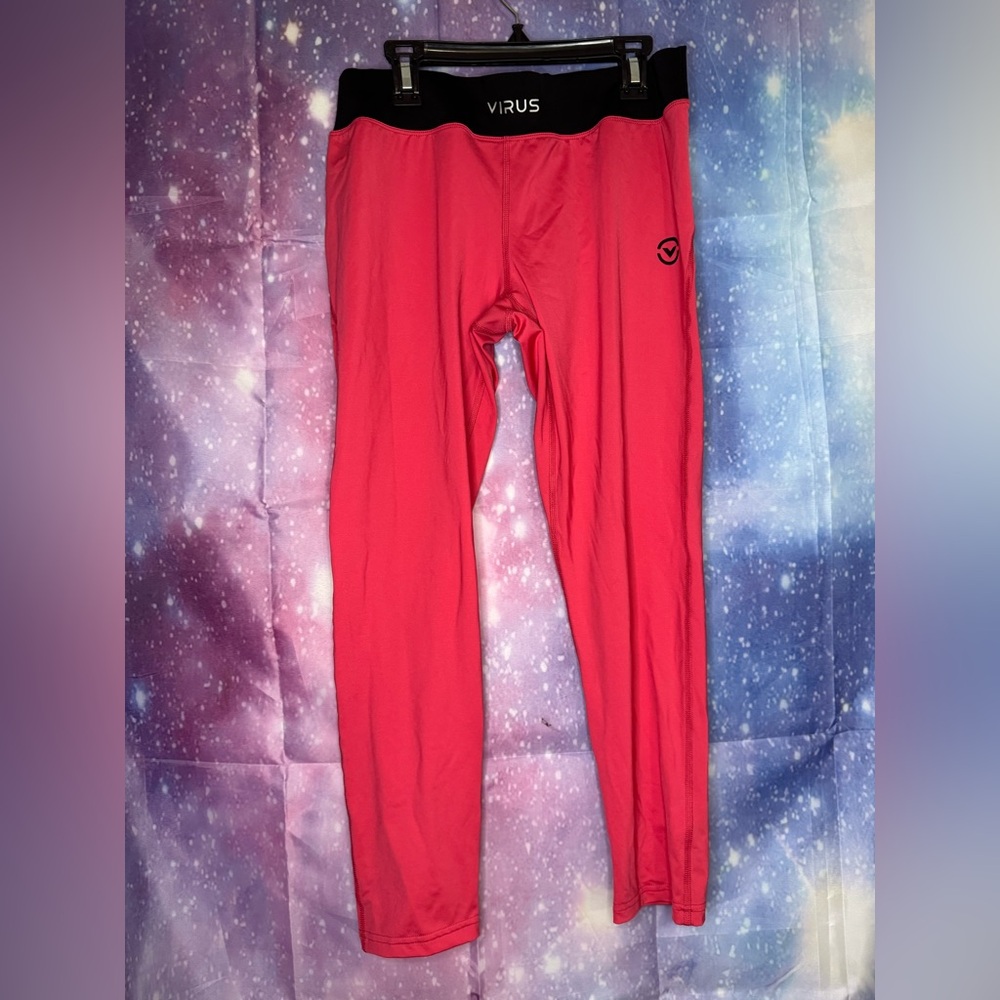 Virus cropped pants 🛍